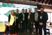 Ustarroz: “estamos trabajando con el sector privado para un nuevo parque industrial en Mercedes”