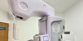 Kicillof y Kreplak recorrieron la sala de mamografía del Hospital Petrona V. Cordero