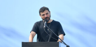 Kicillof: «Este domingo el pueblo de la provincia de Buenos Aires va a volver a votar en defensa propia»