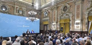 Kicillof: «La Ley de Financiamiento es en favor del orden económico y social de la Provincia»