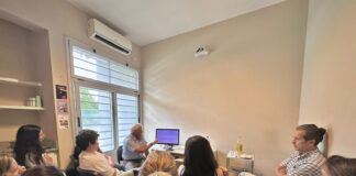 Charla en el Dubarry: promoción de «Menos es Más» en prácticas clínicas