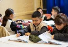 SIN SALARIOS DIGNOS, NO INICIAN LAS CLASES