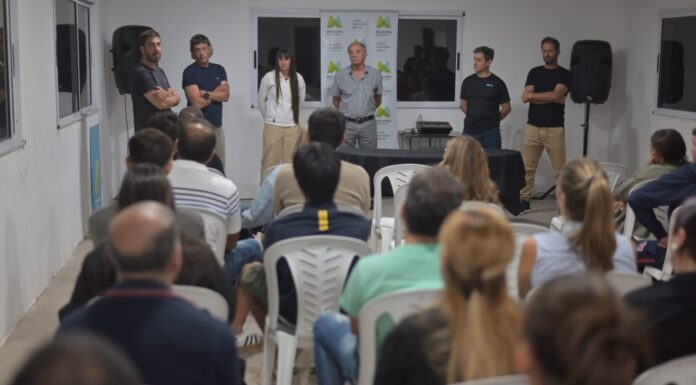 Se entregaron certificados de la Diplomatura en Entrenamiento de Fútbol Juvenil