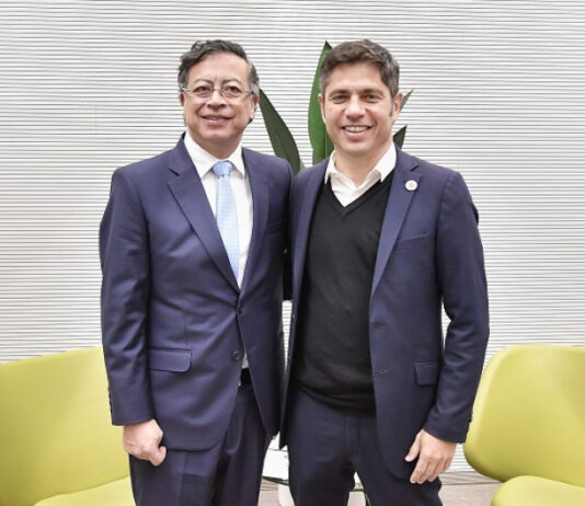 Kicillof se reunió con el presidente Gustavo Petro y la vice del Parlamento Europeo, Katarina Barley