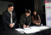 Ustarroz firmó un convenio clave con el IPAC