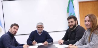 Ustarroz y Correa renuevan convenio por el Centro de Formación Laboral N° 401