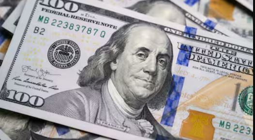 DÓLAR JUNIO