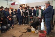 Alumnos de la escuela Industrial fabricarán baldosones para la vereda de la Escuela Normal