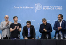Kicillof busca modernizar la administración pública de la PBA con IA