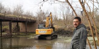 El Municipio realizó tareas de limpieza intensiva y prevención en los puentes del río Luján
