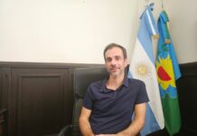 El PRO también cuestionó los costos de las licencias profesionales