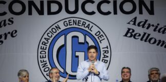 Kicillof apuntó nuevamente contra Milei: “La gente se está endeudando para pagar la vida”