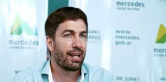 Ustarroz confirmó que no buscaría la reelección